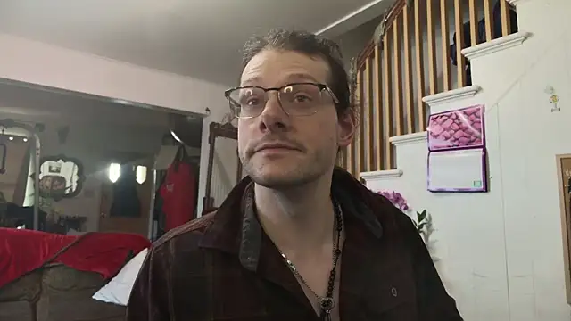 Snapshot of MasterDaddyCool chatting on March 26, 3:28 pm MasterDaddyCool online show from March 26, 3:28 pm