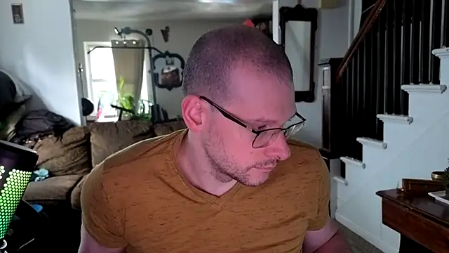 Snapshot of MasterDaddyCool chatting on June 19, 5:39 pm MasterDaddyCool online show from June 19, 5:39 pm