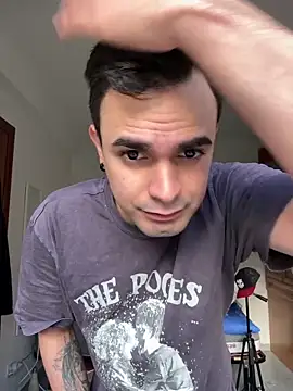 Snapshot of joseemontilla chatting on April 13, 4:56 pm joseemontilla online show from April 13, 4:56 pm