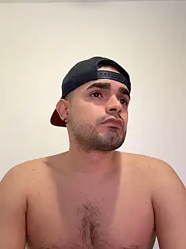 Snapshot of joseemontilla chatting on May 7, 6:35 pm joseemontilla online show from May 7, 6:35 pm