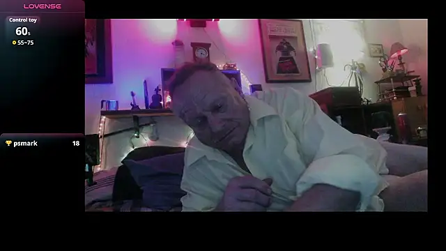 Pussyeat2please online show from February 5, 10:31 am