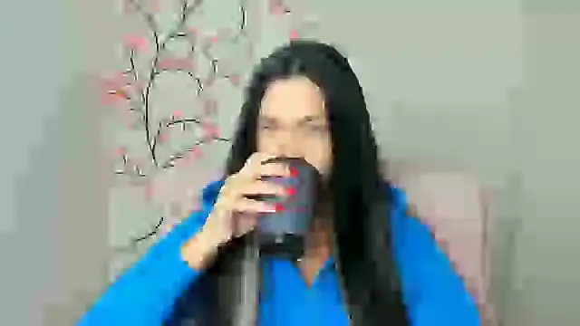Snapshot of Lune_Moon chatting on April 19, 5:18 am Lune Moon online show from April 19, 5:18 am