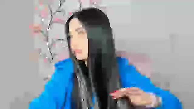 Snapshot of Lune_Moon chatting on April 20, 5:32 am Lune Moon online show from April 20, 5:32 am