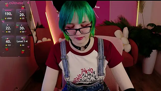 CoralineYoung online show from February 12, 7:25 am