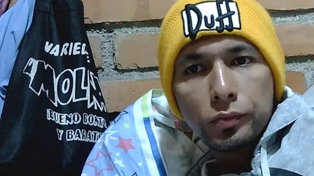 Snapshot of Boycumlatino chatting on March 24, 1:27 pm Boycumlatino online show from March 24, 1:27 pm