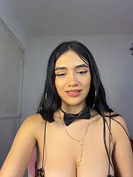 mandy222  online show from June 26, 5:45 am