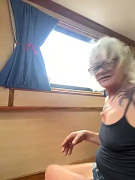 ladyboatlady online show from July 4, 1:28 pm