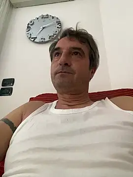 Snapshot of sasatimido chatting on July 10, 5:12 am sasatimido online show from July 10, 5:12 am