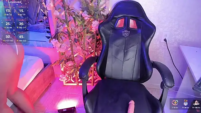 CataleyaGlow online show from November 25, 5:40 am