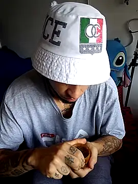 Tattoboy19cm online show from March 2, 3:08 pm