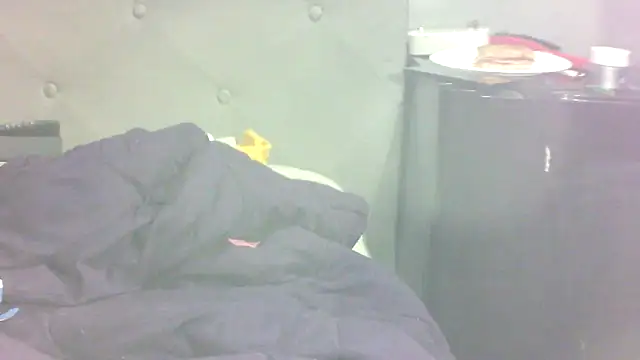 lovemedirty online show from February 27, 4:01 am