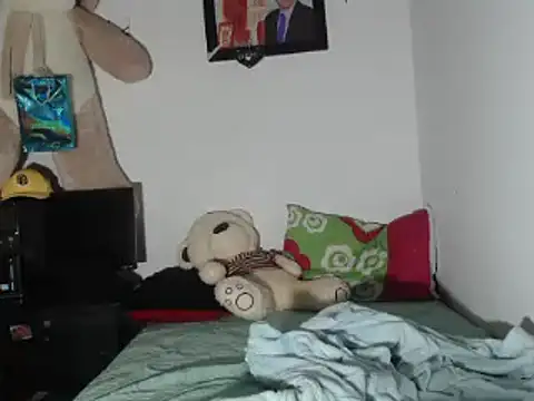 Snapshot of dani_titan320 chatting on September 14, 12:37 pm dani titan320 online show from September 14, 12:37 pm