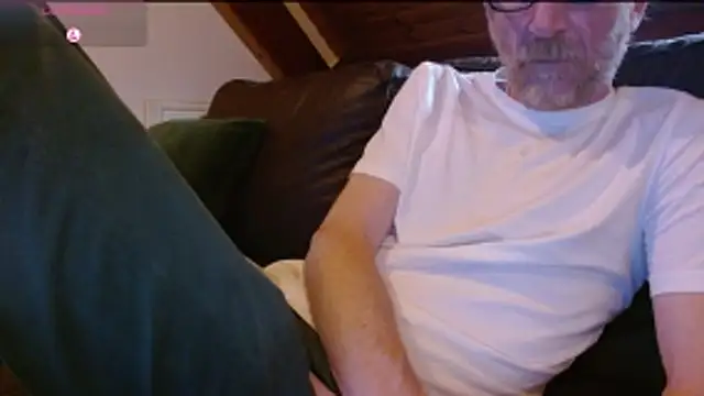 Snapshot of Vrenico-SC chatting on May 31, 6:09 pm Vrenico-SC online show from May 31, 6:09 pm
