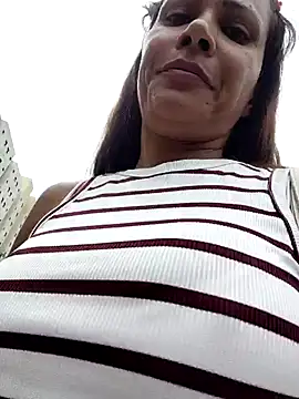 Snapshot of dyjaA chatting on February 27, 6:19 pm dyjaA online show from February 27, 6:19 pm