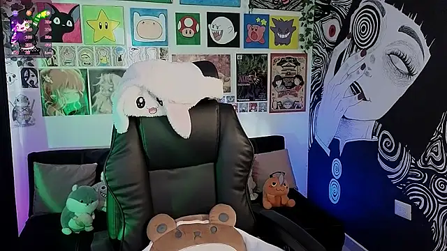 Yuhwan  online show from September 9, 9:14 pm