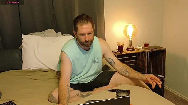 danoo84 online show from April 8, 2:44 am