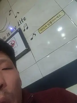 Snapshot of zzangzoa chatting on October 8, 8:45 am zzangzoa online show from October 8, 8:45 am