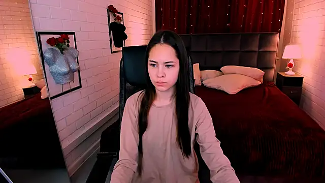 UliaNeer online show from November 7, 5:07 am