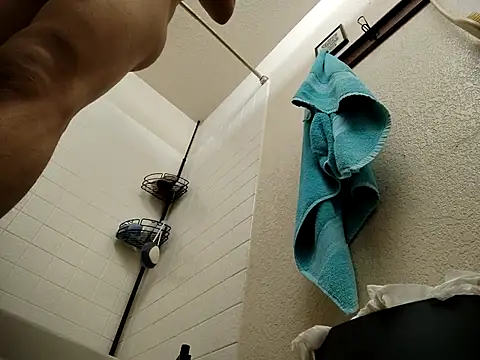 Snapshot of ModelledTread chatting on March 3, 3:34 am ModelledTread online show from March 3, 3:34 am