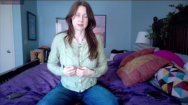 Snapshot of MommyGoddessL chatting on March 9, 3:49 pm MommyGoddessL online show from March 9, 3:49 pm