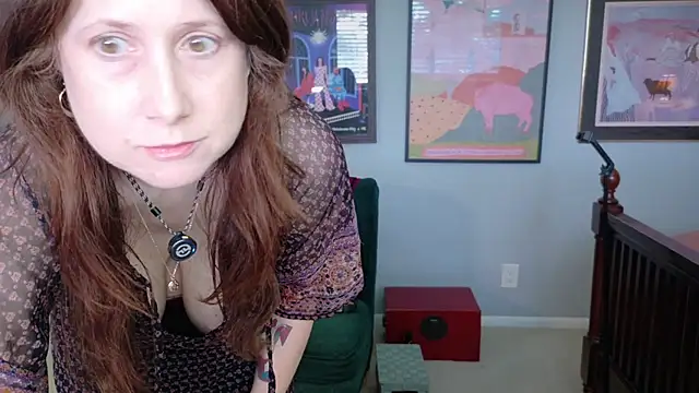 Snapshot of MommyGoddessL chatting on July 2, 9:21 pm MommyGoddessL online show from July 2, 9:21 pm