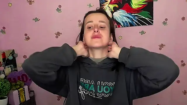 FeelMe   online show from November 25, 10:26 am