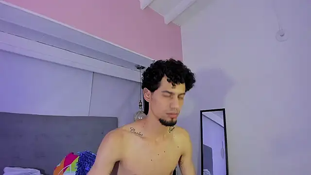 Chris Angel  online show from March 5, 4:41 am