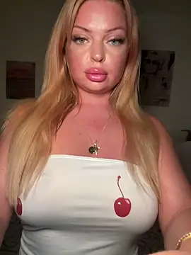 Snapshot of _Lilly_angel chatting on October 21, 9:04 pm Lilly angel online show from October 21, 9:04 pm