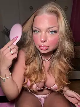 Snapshot of _Lilly_angel chatting on February 13, 5:09 pm Lilly angel online show from February 13, 5:09 pm