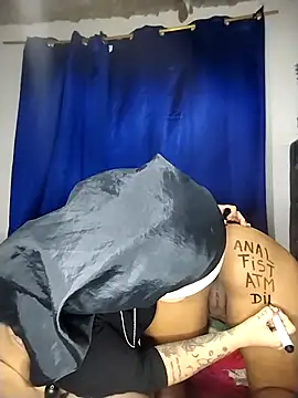 Snapshot of Vale_Nikol21 chatting on October 8, 1:47 am Vale Nikol21 online show from October 8, 1:47 am