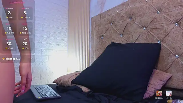 Snapshot of AnastasiaColeman chatting on May 30, 8:39 pm AnastasiaColeman online show from May 30, 8:39 pm