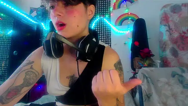 Snapshot of Mitsuha_gate chatting on November 5, 2:06 pm Mitsuha gate online show from November 5, 2:06 pm