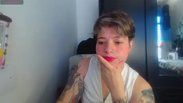 Snapshot of Mitsuha_gate chatting on January 18, 1:59 pm Mitsuha gate online show from January 18, 1:59 pm