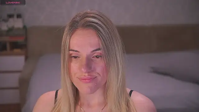 Vanille Mystery online show from April 7, 9:37 pm