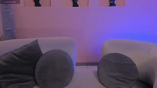 AmbarJames  online show from February 24, 12:14 pm