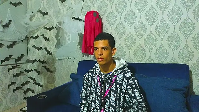 Hotcouple 222 online show from October 18, 7:20 am