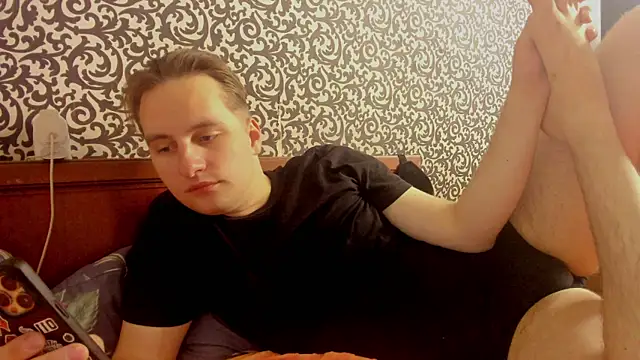 romiosabrino online show from May 11, 4:04 pm