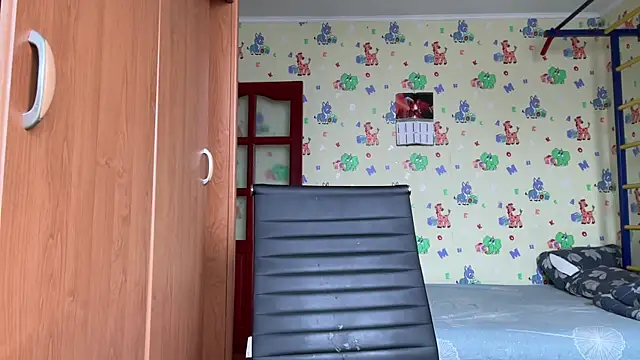 chiraq1945 online show from February 23, 9:50 am