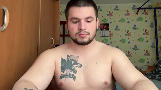 chiraq1945 online show from March 19, 8:40 am