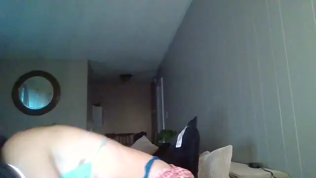 Snapshot of Miss_honey94 chatting on October 8, 11:41 am Miss honey94 online show from October 8, 11:41 am