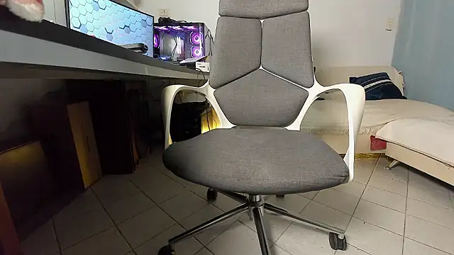 Snapshot of DiositoHerus chatting on February 24, 3:37 am DiositoHerus online show from February 24, 3:37 am