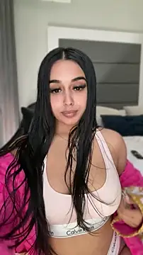 LilMisIndianx online show from May 9, 10:31 am