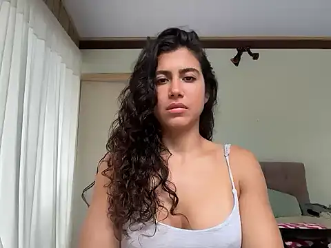 deusaludovica online show from May 26, 6:04 pm
