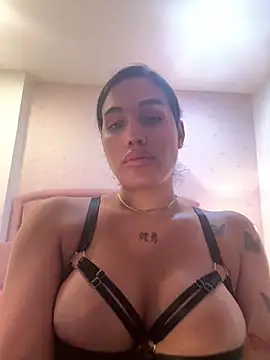 Bella  Wood online show from February 21, 8:54 pm