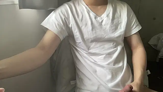 Snapshot of Lotus_boy chatting on March 9, 7:12 am Lotus boy online show from March 9, 7:12 am