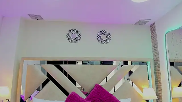 ximena vasquez8 online show from March 22, 3:21 am