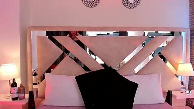 ximena vasquez8 online show from April 12, 4:06 am