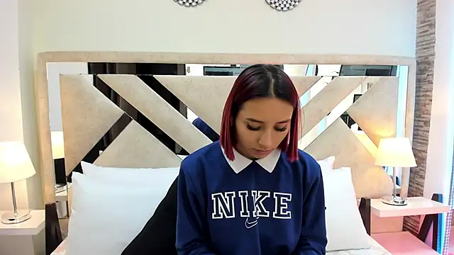 ximena vasquez8 online show from April 15, 3:46 am