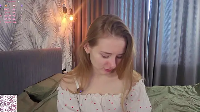 ElvinaRose online show from March 11, 4:29 am