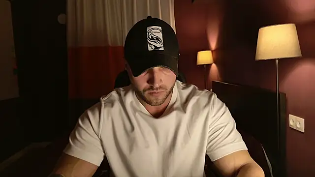 Snapshot of RikAdlerr chatting on February 21, 2:40 pm RikAdlerr online show from February 21, 2:40 pm